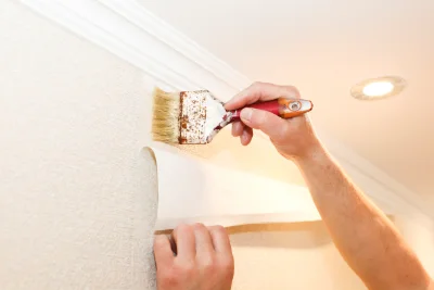 Pose de papier peint à Goualade — revêtements muraux et toiles de verre
